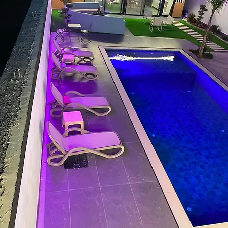 Aurora Rrushkull (Durres)